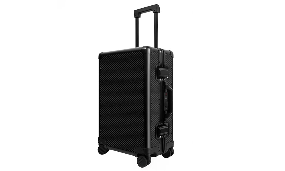 Carbon-Fiber-Luggage2